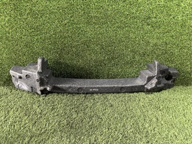 Наповнювач бампера переднього 620905HK0A NISSAN