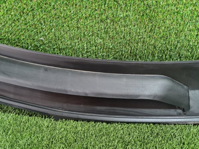 Водостік лобового скла, жабо 668626RR0A NISSAN