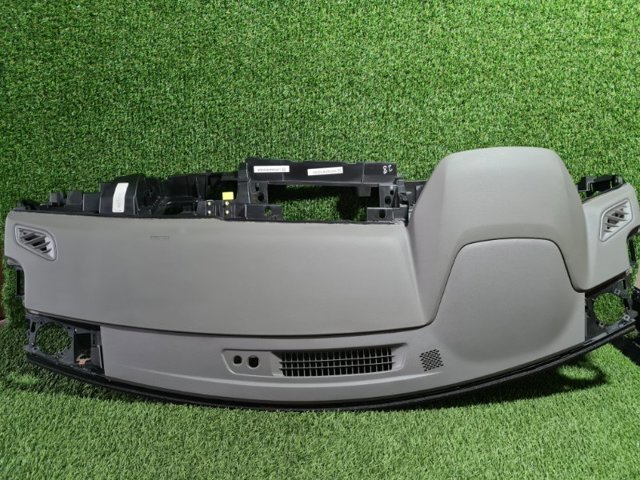 Торпеда приладова панель 682006RR0A NISSAN