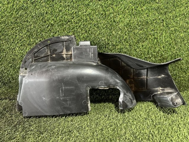 Фартух заднього бампера 748A34BA1A NISSAN