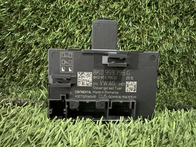 Блок комфорту задніх дверей 8K0959795G VAG