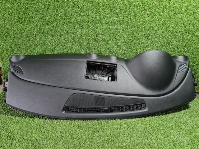 Приладова панель 8V1857001L24A VAG