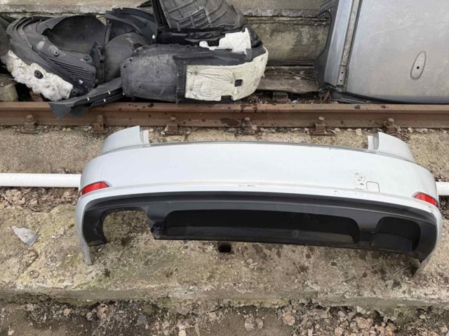Бампер задній 8V5807067 VAG