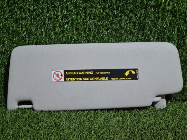 Козирок сонцезахисний 8V5857552DFT9 VAG