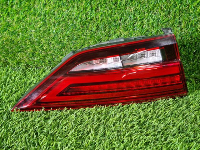 Ліхтар задній лівий 8V5945075B VAG