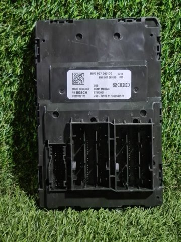 Модуль управління (ЕБУ) бортової мережі 8W0907063DG VAG