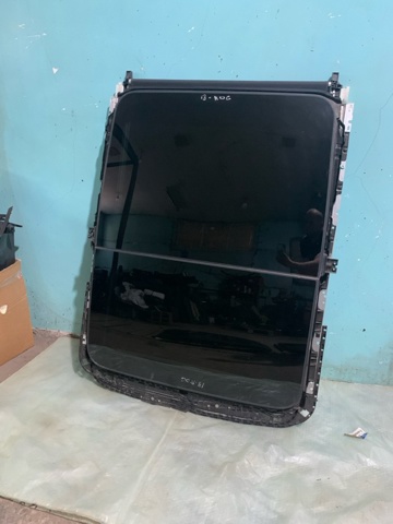 Кришка люка даху передня 912104BA0A NISSAN