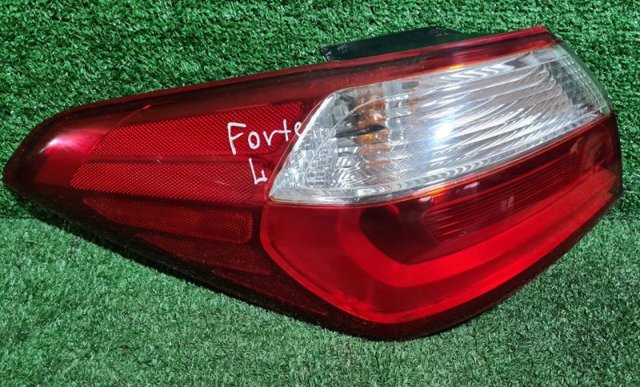 Задня ліва зовнішня фара 92401A7000 HYUNDAI