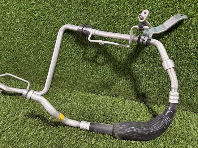 Шланг кондиціонера, від радіатора до випарника 924466RC0C NISSAN