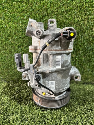 Компресор кондиціонера 926006RA0B NISSAN
