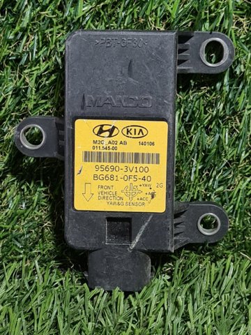 Датчик поперечного прискорення (ESP) 956903V100 HYUNDAI