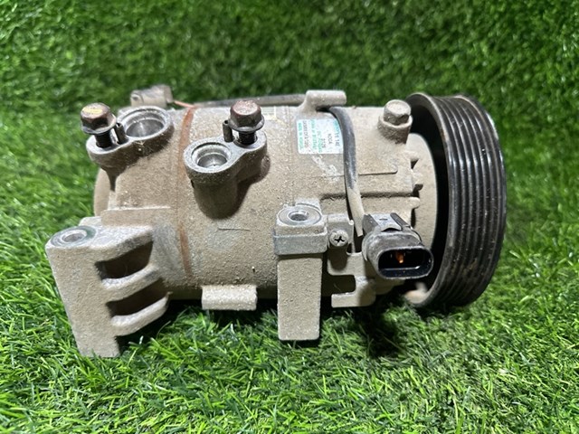 Насос кондиціонера 97701F2500 HYUNDAI