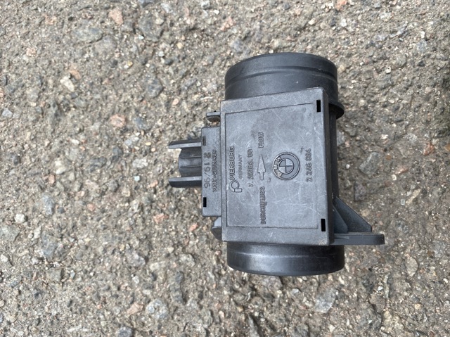 Датчик потоку повітря 2246084 BMW