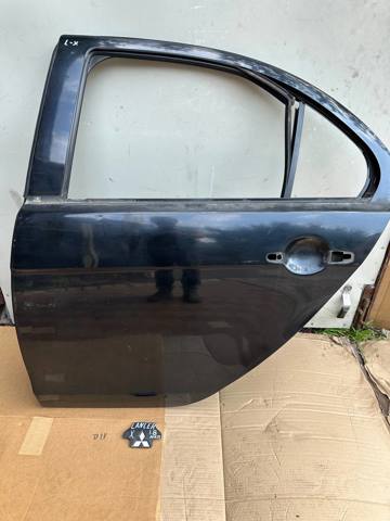 Двері задні, ліві 5730A581 MITSUBISHI