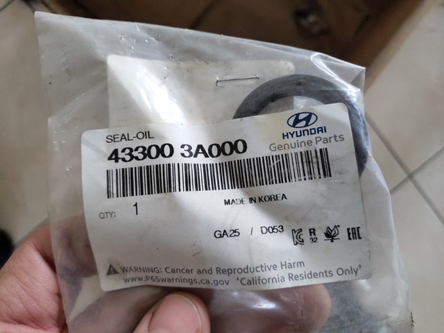 Сальник АКПП/КПП, вал-шестерні 433003A000 HYUNDAI