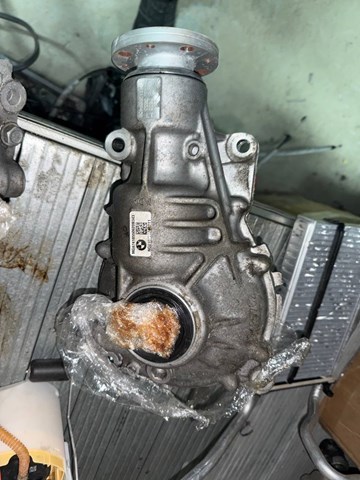 Редуктор переднього моста 31508741855 BMW