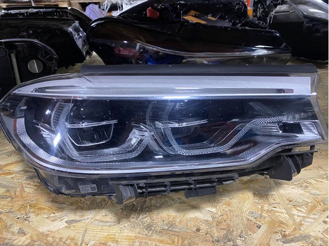 Права блок фара 63117214966 BMW