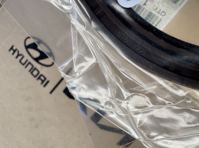 Сальник коленвала корінний 2144338010 HYUNDAI