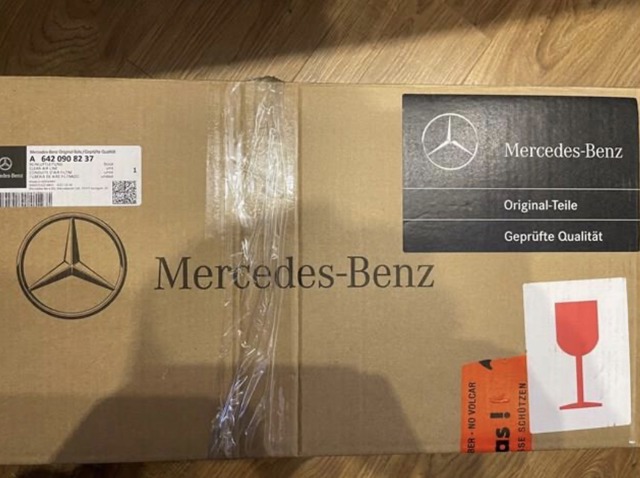 Автомобільний фільтр повітря 6510940104 MERCEDES