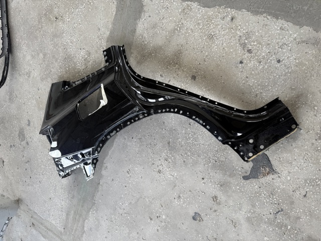 Бічна частина задні праві 41007494012 BMW