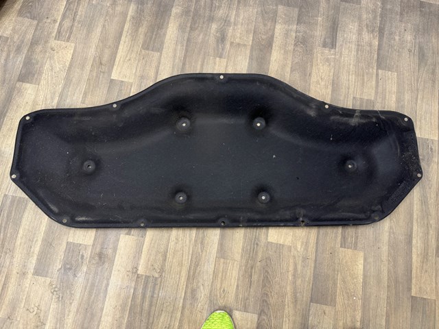 Шумка капота 51487471230 BMW