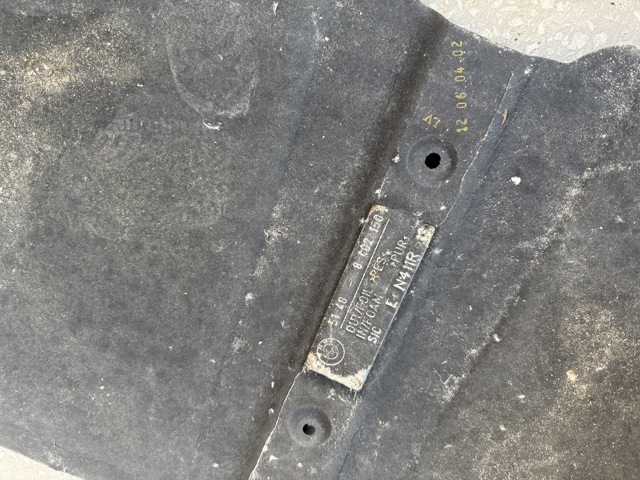 Шумоізоляція капота з повсті 51488402150 BMW