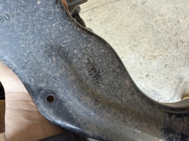Кріплення фари передньої, правої 51647421710 BMW