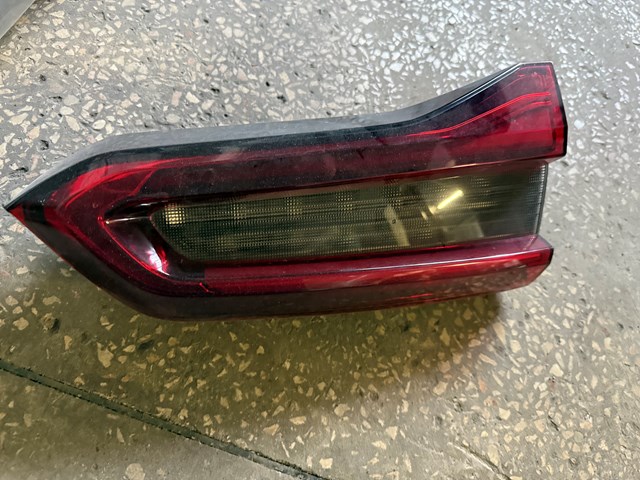 Задня ліва внутрішня фара 63217931995 BMW