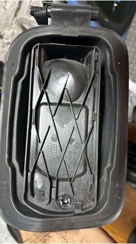 Заливна горловина паливного бака 7405751 BMW