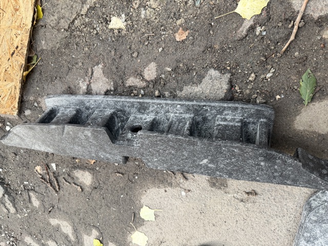 Абсорбер бампера переднього 7P6807248A VAG