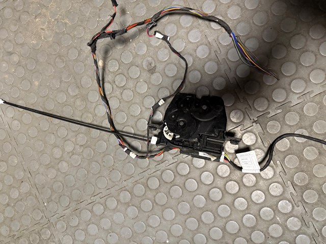 966929 BMW