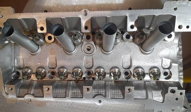 Головка двигуна 1005C230 MITSUBISHI