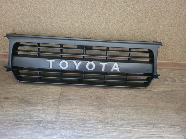Решітка Toyota Land Cruiser 80