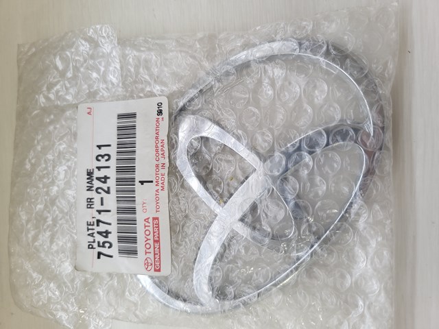 Фірмовий значок на кришку багажника 7547124131 TOYOTA