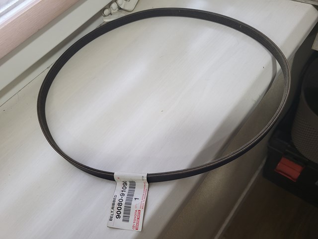 Ремінь генератора 9008091090 TOYOTA