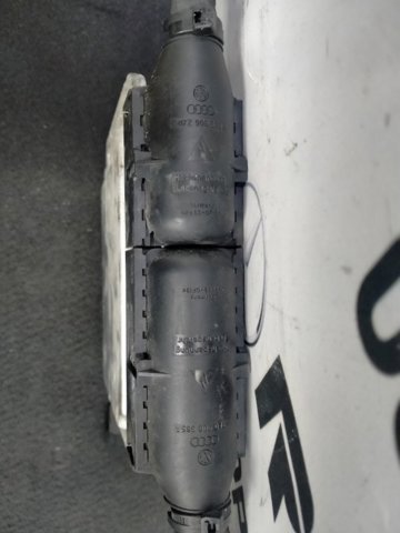 Комп'ютер двигуна Volkswagen Passat B6