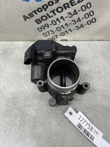 Дросільна заслінка в зборі 03L128063R VAG