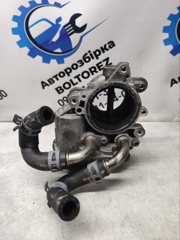 Дросільна заслінка в зборі 04L128063P VAG