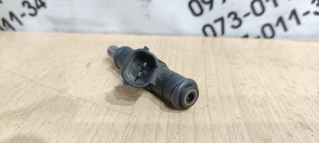 Форсунка паливна 06B133551 VAG