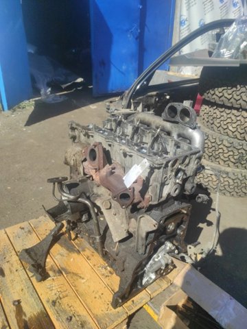 Блок двигуна 11009VC113 NISSAN