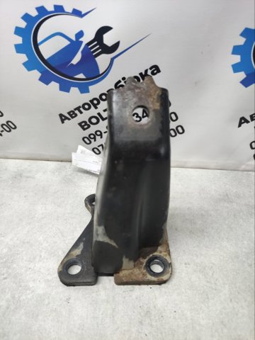Кронштейн подушки (опори) двигуна, лівої 11233EB300 NISSAN