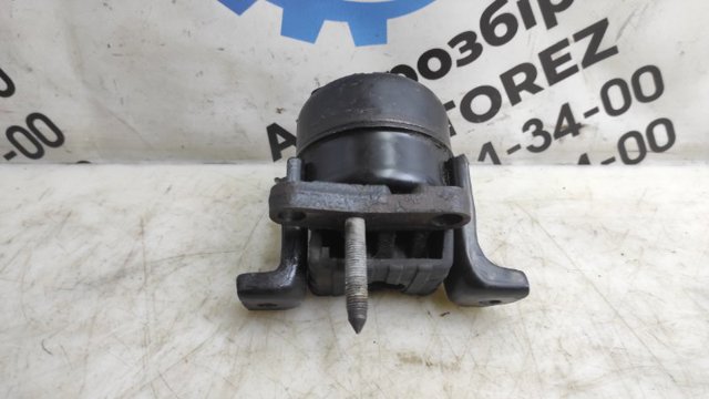 Права опора двигуна 1230528150 TOYOTA