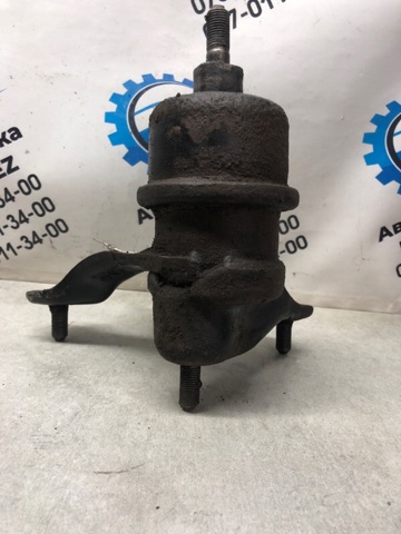 Подушка (опора) двигуна, ліва 123720H090 TOYOTA