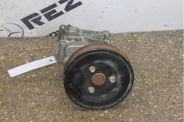 Насос охолоджуючої рідини 1300A083 MITSUBISHI