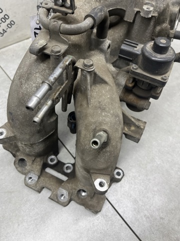 Колектор впускний 14001AC090 SUBARU