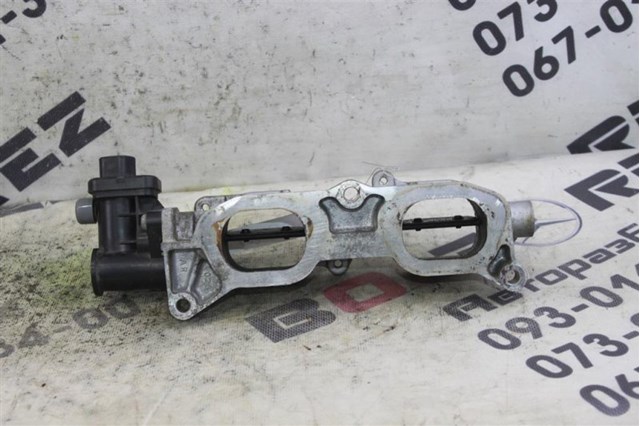 Колектор впускний 14111AA010 SUBARU