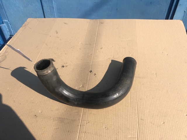 Шланг/патрубок интеркуллера 14463EB305 NISSAN
