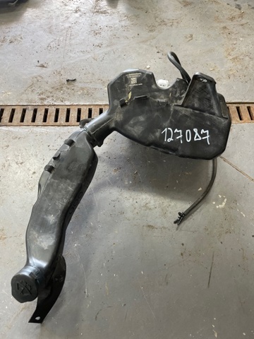 Бачок омивайки 149040000C TESLA