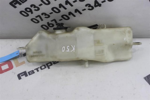 Водяний бачок системи охолодження 164700V020 TOYOTA