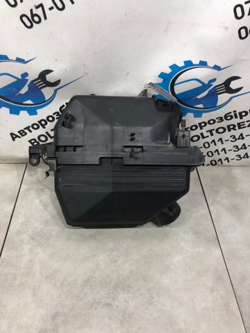 Корпус повітряного фільтра 1770028090 TOYOTA